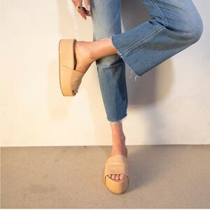 Beek Albatross Leather Platform Sandal